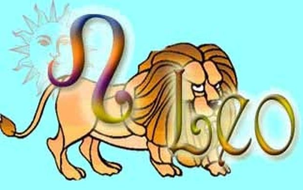 Лев и змея. Лев собака знак зодиака. Знак зодиака Лев современное искусство. Сочетание знаков зодиака Лев и собака.
