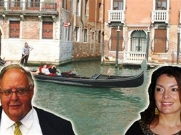 Εδώ ο κόσμος χάνεται και ο Πάγκαλος στη Βενετία