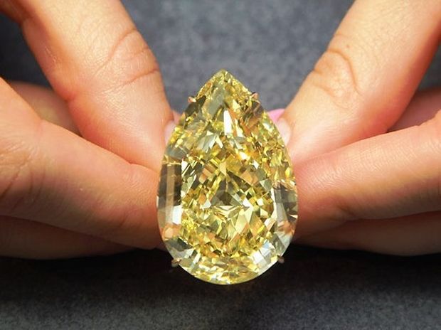 Το μεγαλύτερο κίτρινο διαμάντι του κόσμου βγαίνει στο σφυρί
