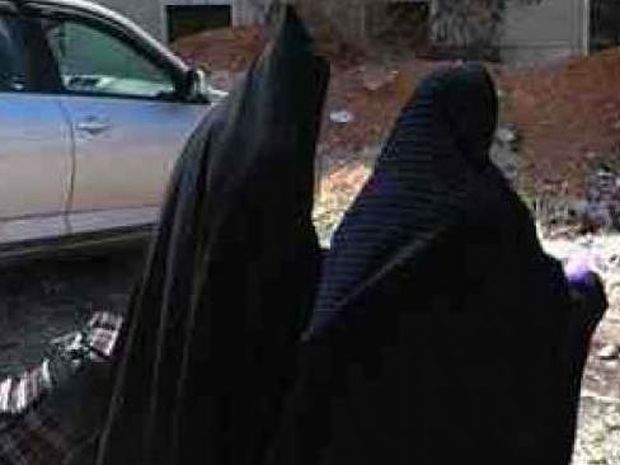 Γυναίκα Ταλιμπάν: Γέννησε στο σπίτι για να μην διαταράξει τους νόμους της θρησκείας της! 