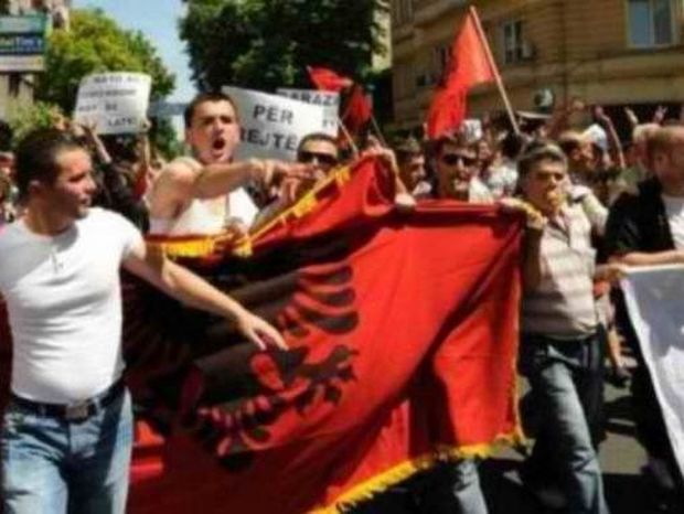 Έτοιμοι να ιδρύσουν κόμμα στην Ελλάδα οι Αλβανοί