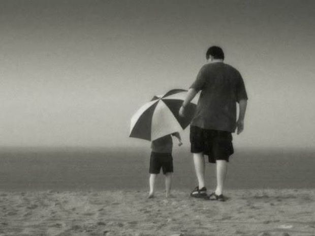 Ποια είναι τα 10 πράγματα που ένας γιος χρειάζεται από τον πατέρα του