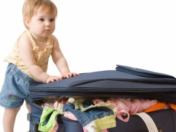 Όσα πρέπει να έχει η βαλίτσα του μωρού μου στις πρώτες διακοπές του