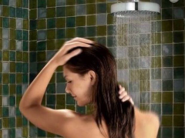Μάθετε γιατί το μπάνιο με κρύο νερό κάνει καλό στην υγεία σας!