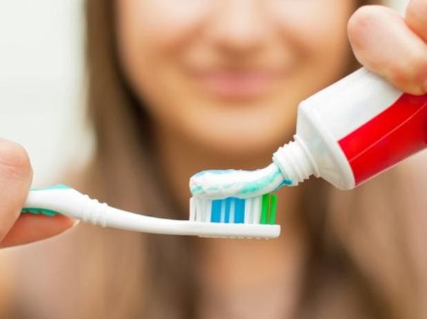 ΣΟΚ με νέα έρευνα: Δείτε από τι κινδυνεύουν όσοι δεν βουρτσίζουν τα δόντια τους!
