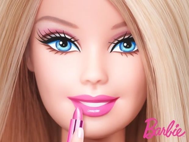 Κανείς δεν είναι τέλειος, ούτε η Barbie – Δείτε την για πρώτη φορά χωρίς μακιγιάζ