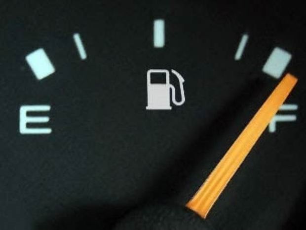 Τέσσερις απλές συμβουλές για να κάνετε οικονομία στη βενζίνη!
