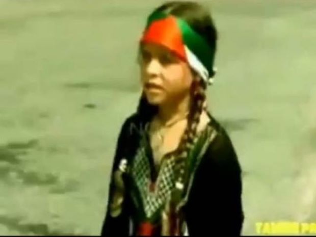 Συγκλονιστικό βίντεο: Το πιο θαρραλέο κοριτσάκι του κόσμου!