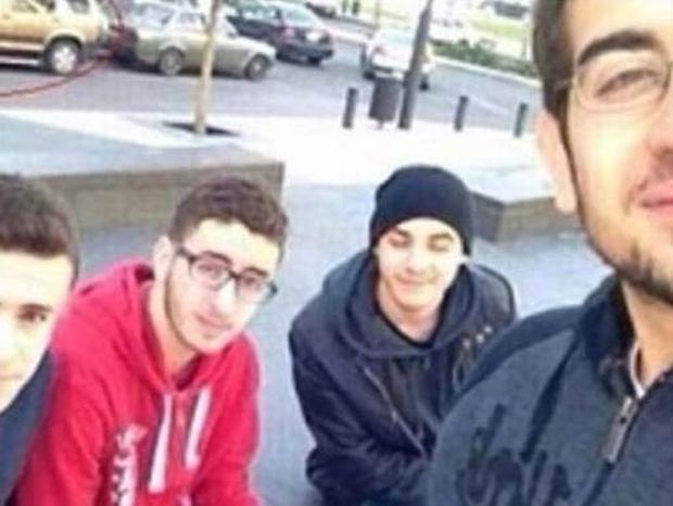 Δευτερόλεπτα μετά την selfie σκοτώθηκαν από έκρηξη