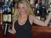 ΑΠΙΣΤΕΥΤΟ: Η τρομακτική μεταμόρφωση μιας ξανθιάς barwoman