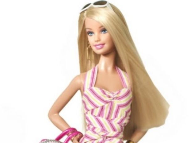 Πώς θα έμοιαζε η Barbie αν ήταν μια πραγματική γυναίκα;