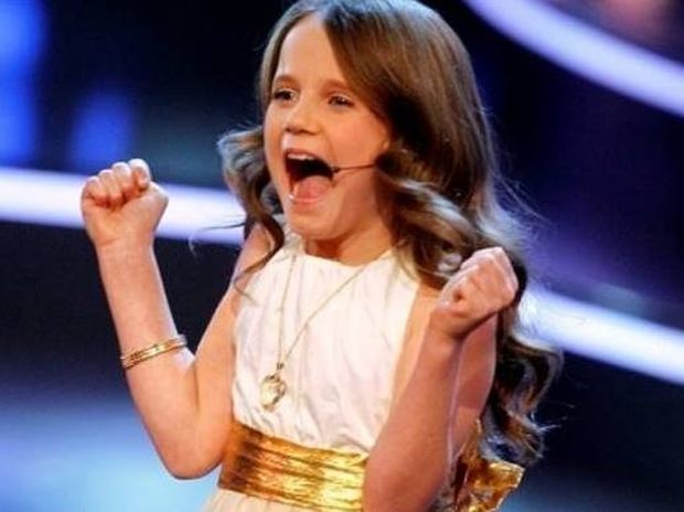 Η απίστευτη 9χρονη που σάρωσε στο Ολλανδία έχεις ταλέντο τραγουδώντας όπερα!
