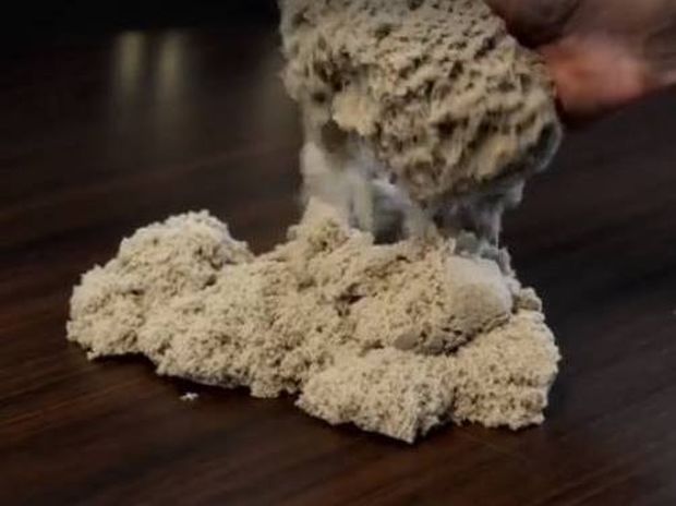 Απίθανο βίντεο: Δείτε τι κάνει η κινητή άμμος!
