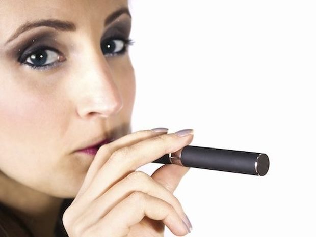 Το ηλεκτρονικό τσιγάρο βοηθάει στη διακοπή του καπνίσματος
