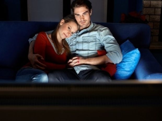 Τι κάνει στην σεξουαλική σας ζωή η TV στην κρεβατοκάμαρα