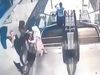 Σοκαριστικό βίντεο: Κοριτσάκι παρασύρθηκε από κυλιόμενες σκάλες και έπεσε στο κενό
