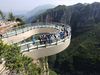 Δείτε τη μεγαλύτερη γυάλινη διάβαση πεζών στον κόσμο! (Φωτογραφίες)