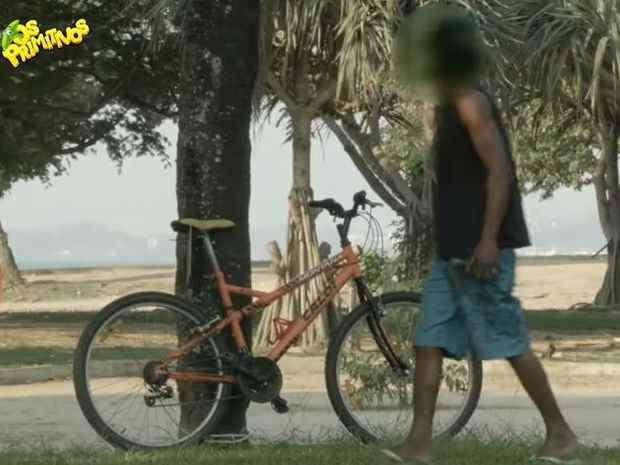 Μια του κλέφτη, δυο του κλέφτη… Δείτε τι έπαθαν όταν έβαλαν στο μάτι αυτό το ποδήλατο! (video)