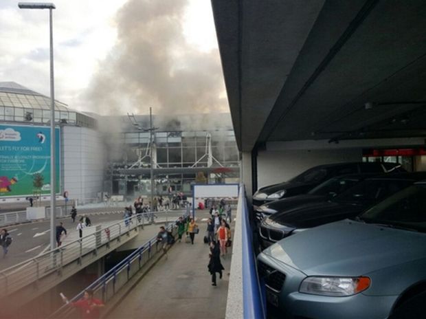 Εκρήξεις στο αεροδρόμιο των Βρυξέλλων - Πληροφορίες για τραυματίες (video)  