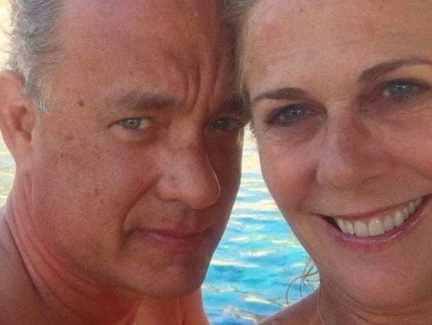 Ρίτα Γουίλσον-Τομ Χανκς: το selfie αγάπης κάτω από τον ήλιο του Αιγαίου