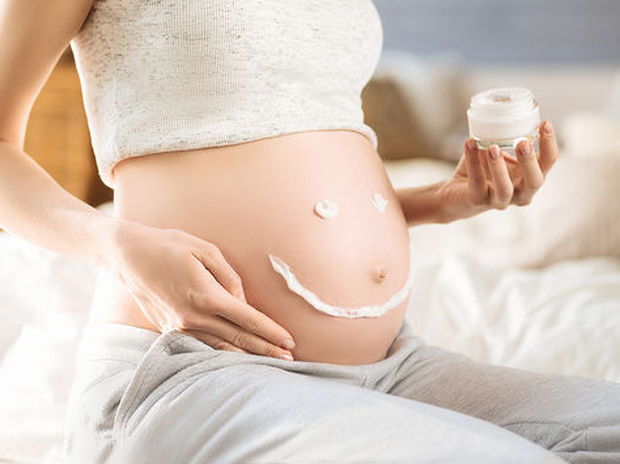 Ραγάδες στην εγκυμοσύνη: Πως να τις αντιμετωπίσετε