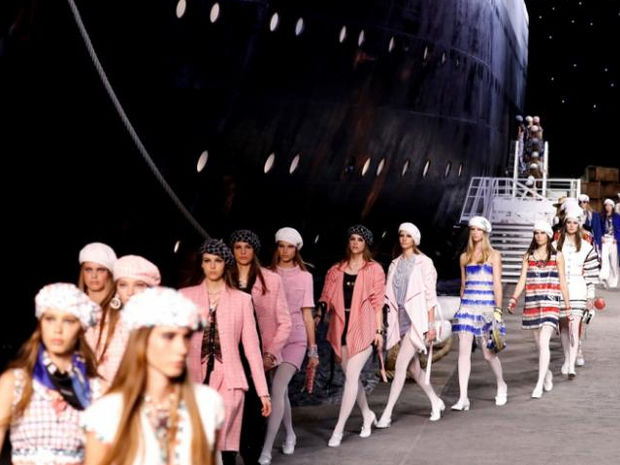 Ο οίκος Chanel δημιούργησε ένα ολόκληρο κρουαζιερόπλοιο αυτή τη φορά για την Cruise 2019