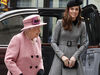 H Kate μοιράστηκε κάτι με την βασίλισσα που δεν περιμέναμε στην κοινή εμφάνισή τους