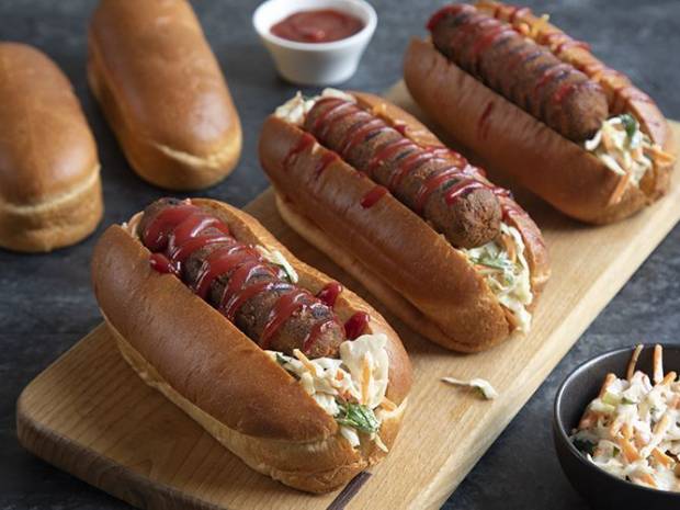 Συνταγή για vegetarian hot dogs από τον Άκη Πετρετζίκη 